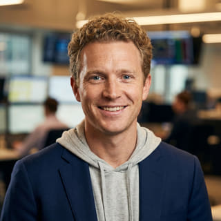 Ryan Brooks, Analista Principal de Trading en Áncora Prendalanza